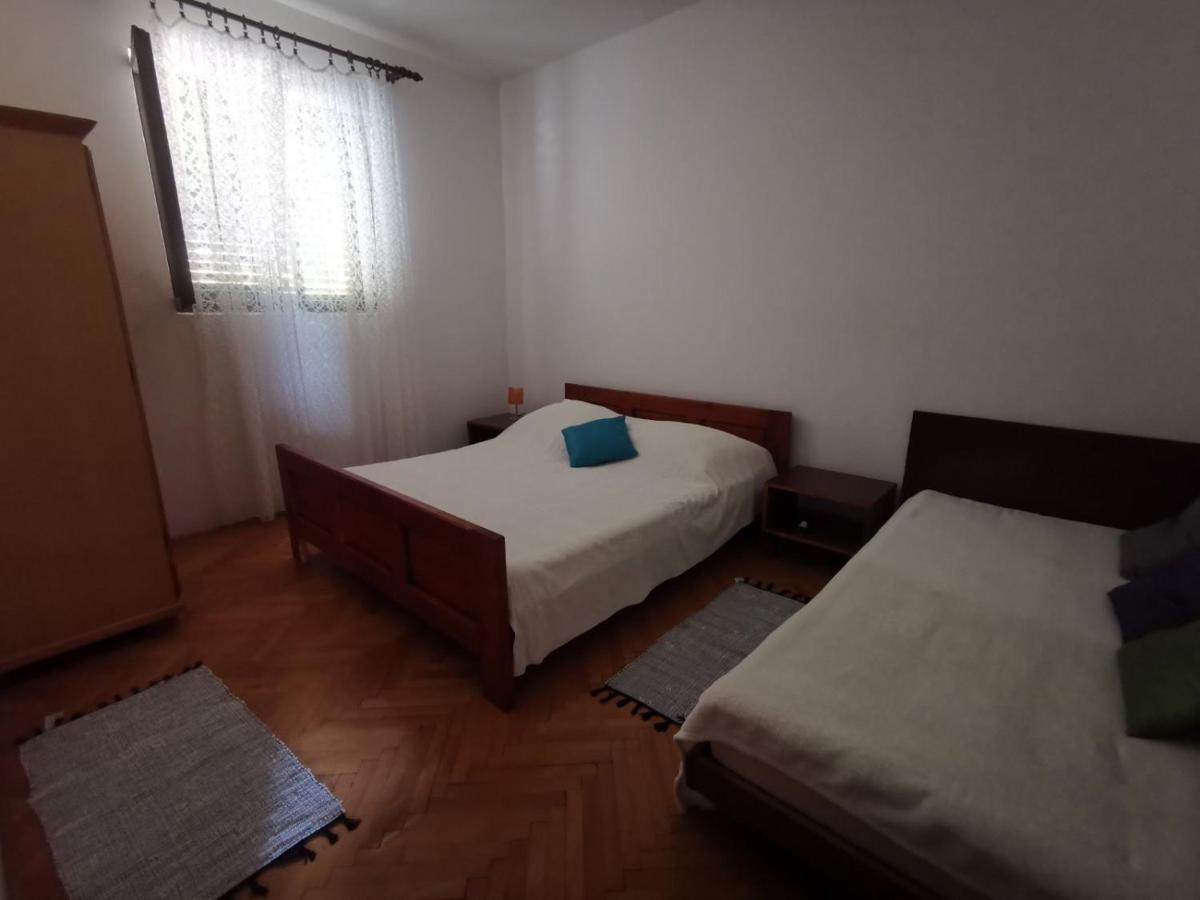 Apartments Luca 扎博里克 外观 照片