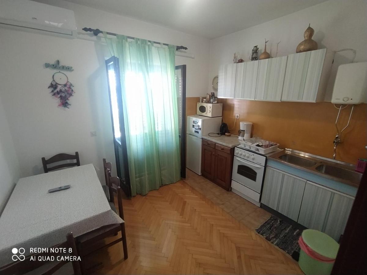 Apartments Luca 扎博里克 外观 照片